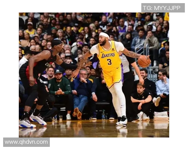 湖人对决热火铁林的精彩瞬间与战术分析全景回顾